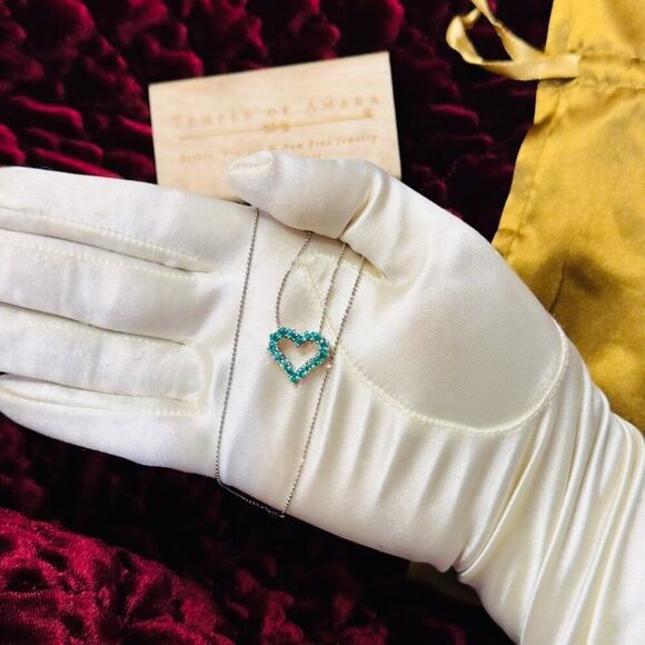 Natural Emerald Necklace in 14K White Gold - 15" VINTAGE Open Heart Pendant 3.4g - Picture 14 of 16